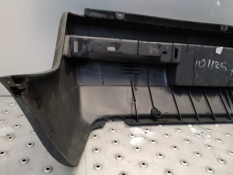 Recambio de paragolpes trasero para fiat ritmo 1.5 cat-u referencia OEM IAM   