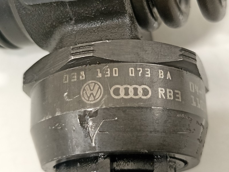 Recambio de inyector para volkswagen touran (1t1) advance referencia OEM IAM 038130073BA 0414720216 