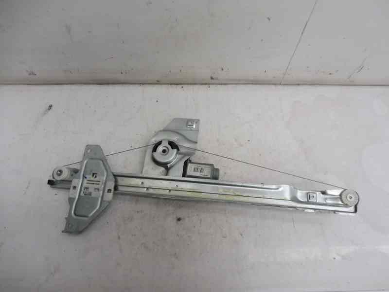 Recambio de elevalunas delantero derecho para citroën berlingo cuadro club l2 referencia OEM IAM 9680557880  