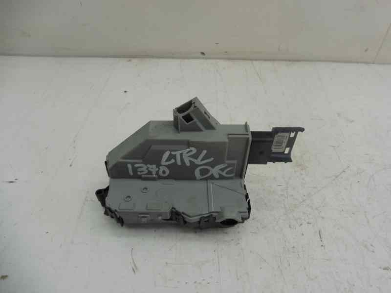 Recambio de cerradura puerta trasera derecha para citroën berlingo cuadro club l2 referencia OEM IAM 828416  