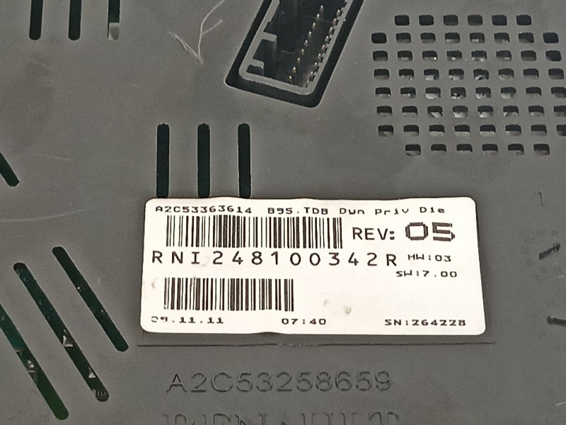 Recambio de cuadro instrumentos para renault megane iii berlina 5 p dynamique referencia OEM IAM 248100342R  