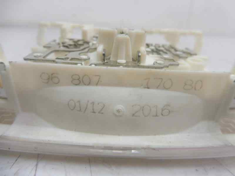 Recambio de luz interior para citroën berlingo cuadro club l2 referencia OEM IAM 9680713880  