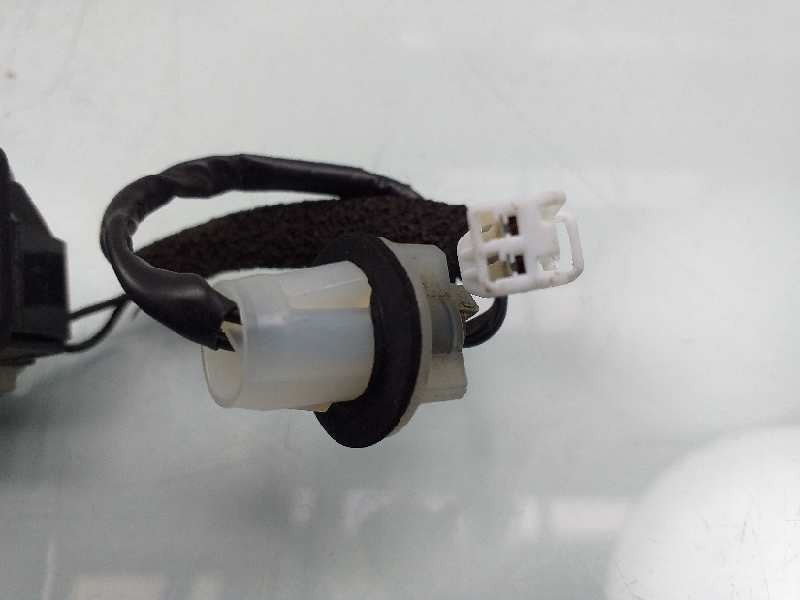 Recambio de maneta exterior porton para mazda cx-5 center-line 2wd referencia OEM IAM GS2A676S0  