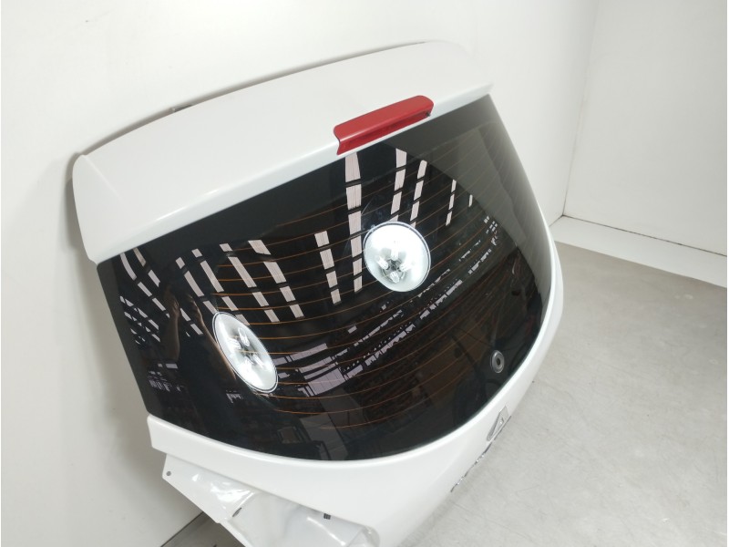 Recambio de porton trasero para renault megane iii berlina 5 p dynamique referencia OEM IAM   