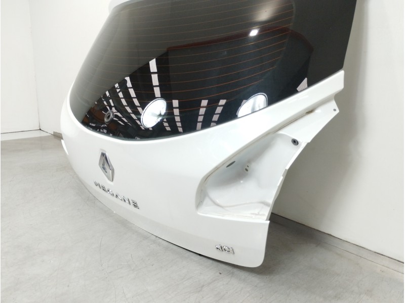 Recambio de porton trasero para renault megane iii berlina 5 p dynamique referencia OEM IAM   