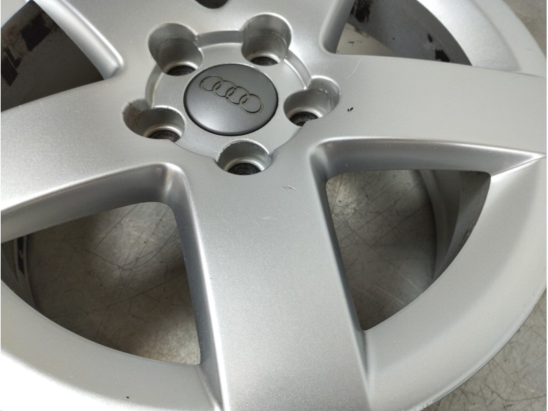 Recambio de llanta para audi a3 (8l) 1.6 ambiente referencia OEM IAM 8L0601025P  