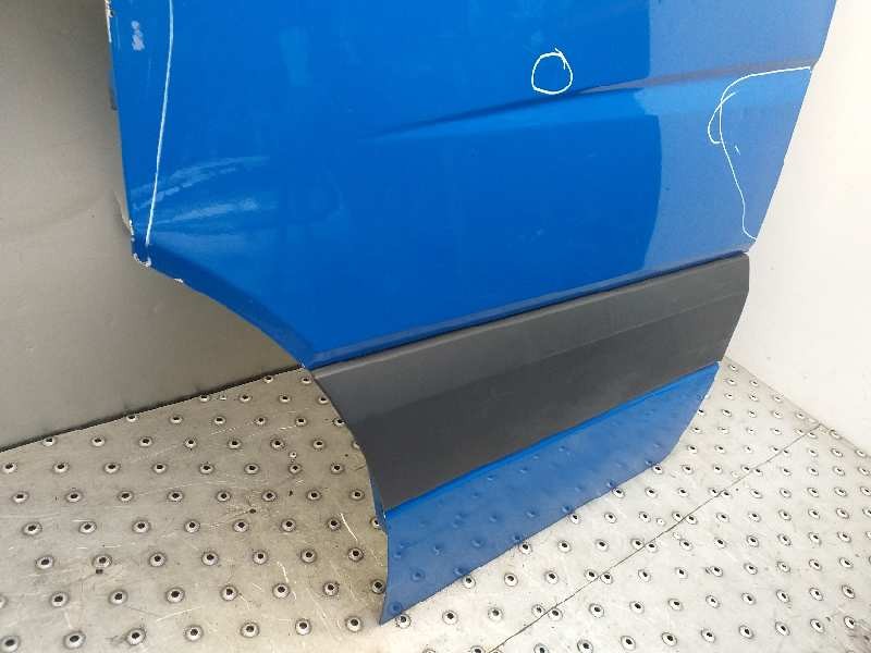 Recambio de puerta delantera izquierda para volkswagen crafter combi (2e) combi 30 referencia OEM IAM 2E0831051  