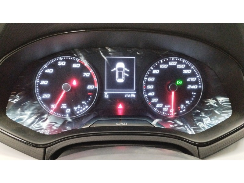 Recambio de cuadro instrumentos para seat arona xperience referencia OEM IAM 6F0920740D  
