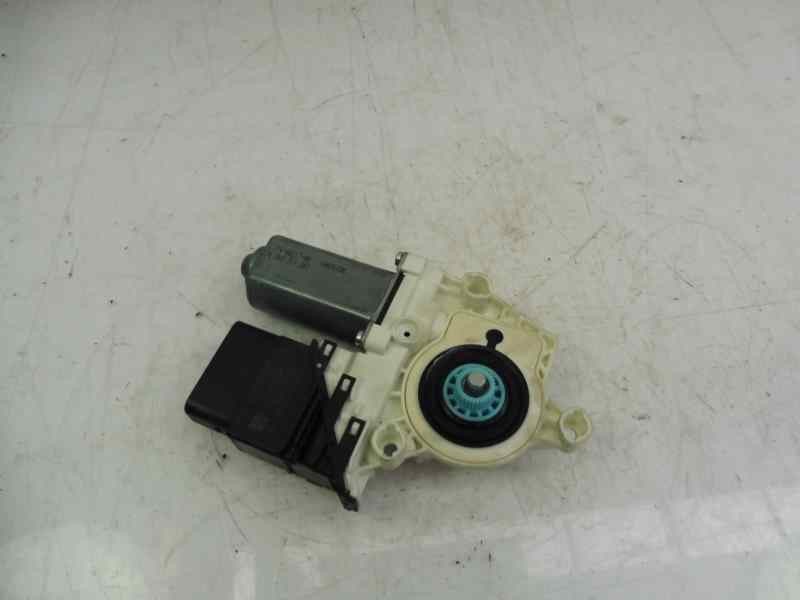 Recambio de motor elevalunas trasero izquierdo para seat leon (1p1) stylance / style referencia OEM IAM 1K0959703N  
