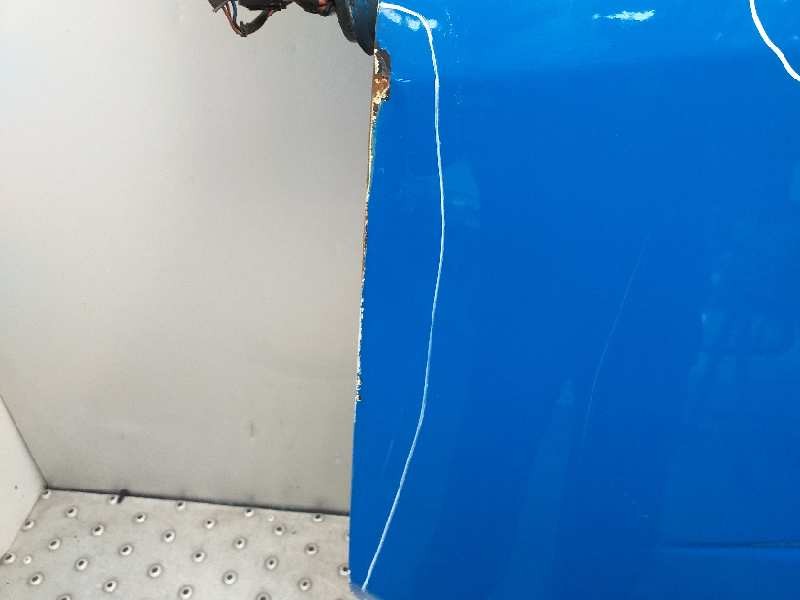 Recambio de puerta delantera izquierda para volkswagen crafter combi (2e) combi 30 referencia OEM IAM 2E0831051  