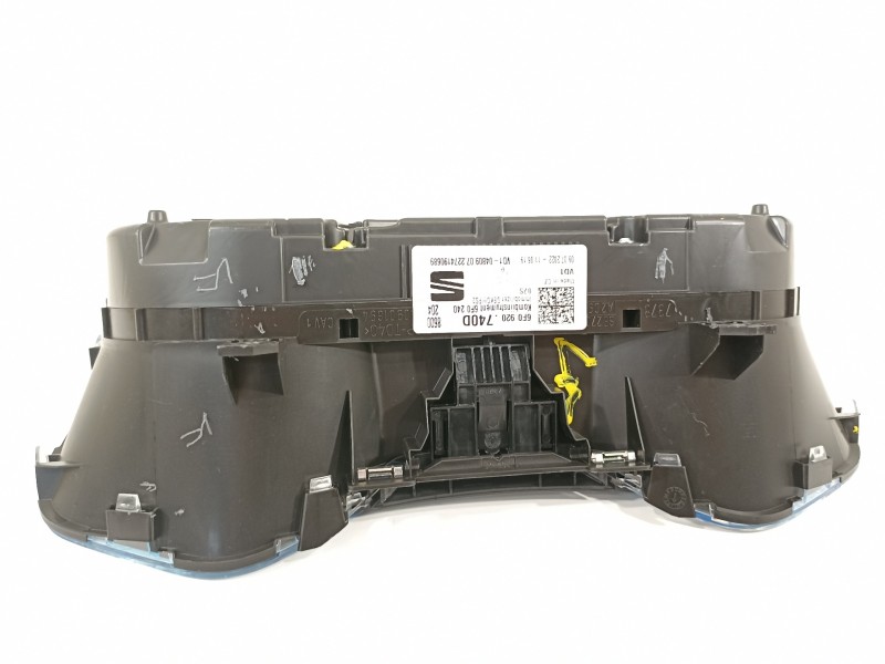Recambio de cuadro instrumentos para seat arona xperience referencia OEM IAM 6F0920740D  