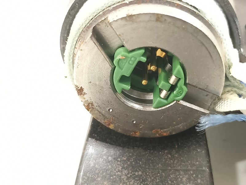 Recambio de airbag lateral delantero izquierdo para renault megane iii berlina 5 p dynamique referencia OEM IAM 985P15305R  