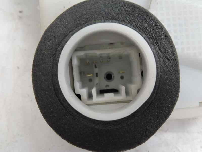 Recambio de cerradura puerta delantera derecha para toyota yaris active referencia OEM IAM   