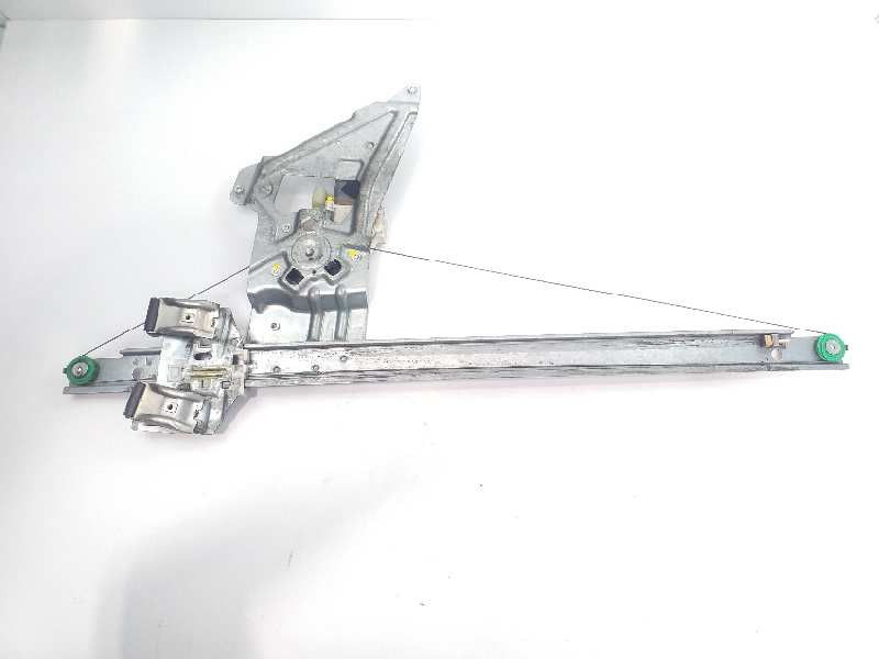 Recambio de elevalunas delantero derecho para volkswagen crafter combi (2e) combi 30 referencia OEM IAM A9067200146  