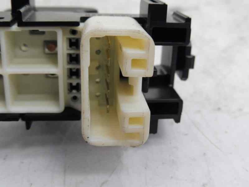 Recambio de mando elevalunas delantero derecho para toyota yaris active referencia OEM IAM 8292H90  