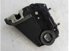 Recambio de cerradura puerta trasera derecha para toyota yaris active referencia OEM IAM    2