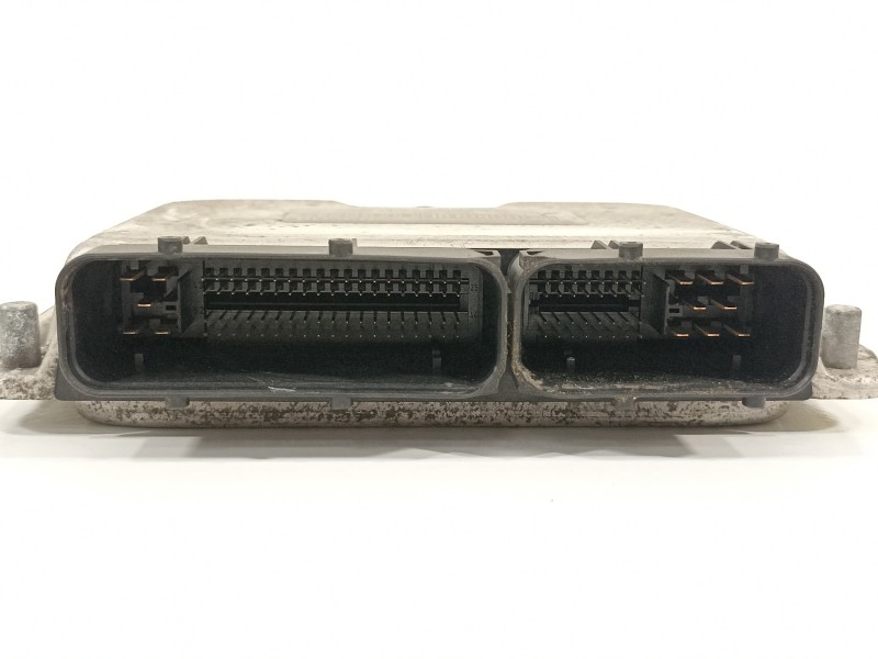 Recambio de centralita motor uce para volkswagen golf iv berlina (1j1) soul referencia OEM IAM 038906019DD  