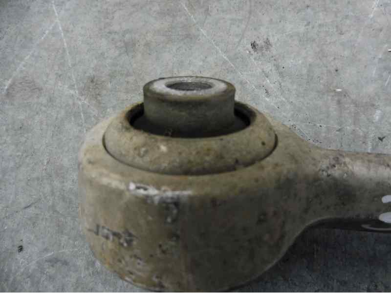 Recambio de brazo suspension inferior delantero derecho para bmw serie 1 berlina (e81/e87) 120d referencia OEM IAM 31122405860  