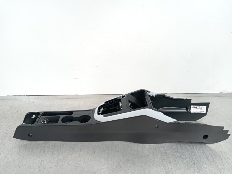 Recambio de consola central para seat arona xperience referencia OEM IAM 6F1863243 01173227 