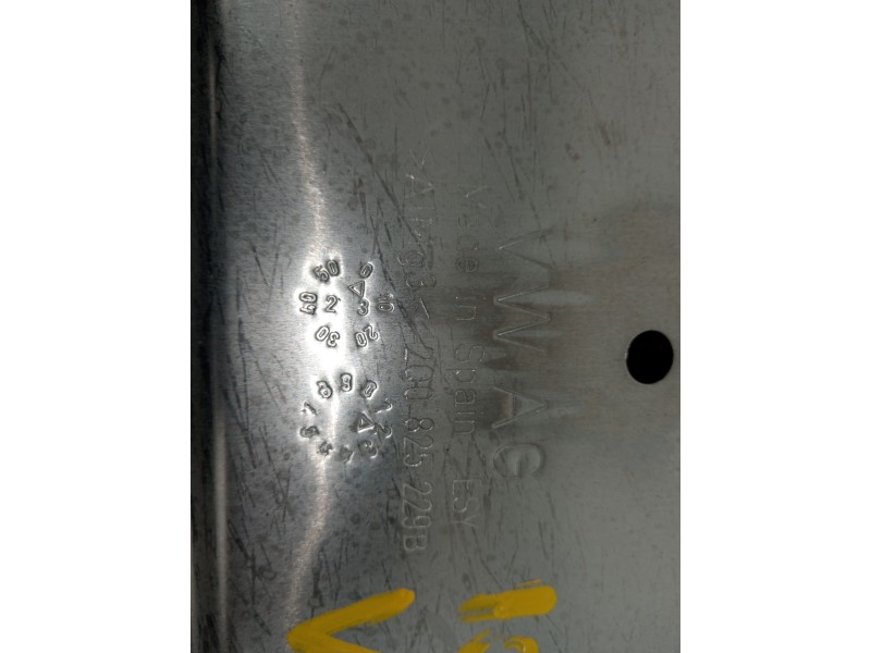 Recambio de cubrecarter para seat arona xperience referencia OEM IAM 2Q0825229B  