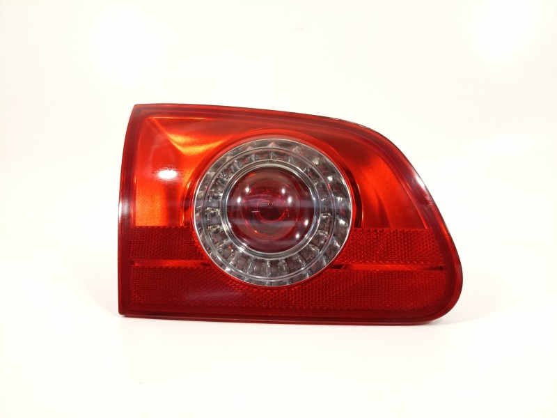 Recambio de piloto trasero izquierdo para volkswagen passat variant (3c5) highline referencia OEM IAM 3C9945093  