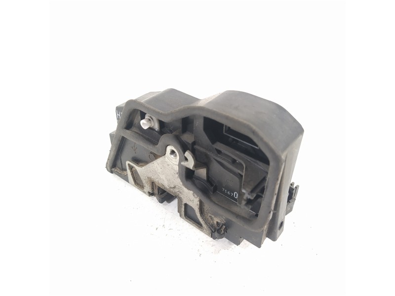 Recambio de cerradura puerta trasera izquierda para bmw serie 1 berlina (e81/e87) 120d referencia OEM IAM 7167075  
