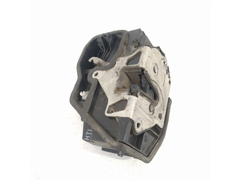 Recambio de cerradura puerta trasera izquierda para bmw serie 1 berlina (e81/e87) 120d referencia OEM IAM 7167075  