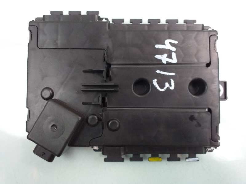 Recambio de caja reles / fusibles para mercedes-benz clase c (w205) familiar c 220 t cdi bluetec (205.204) referencia OEM IAM 20