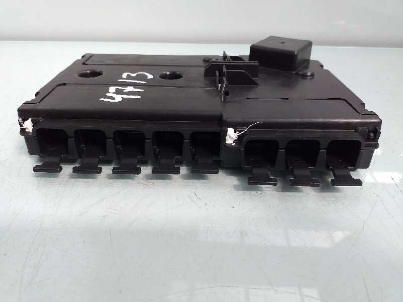 Recambio de caja reles / fusibles para mercedes-benz clase c (w205) familiar c 220 t cdi bluetec (205.204) referencia OEM IAM 20