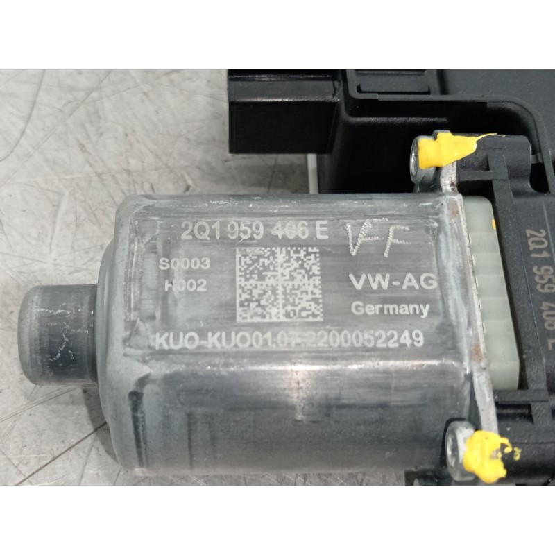 Recambio de elevalunas delantero derecho para seat arona xperience referencia OEM IAM 6F9837462C 2Q1959406E 0130822064