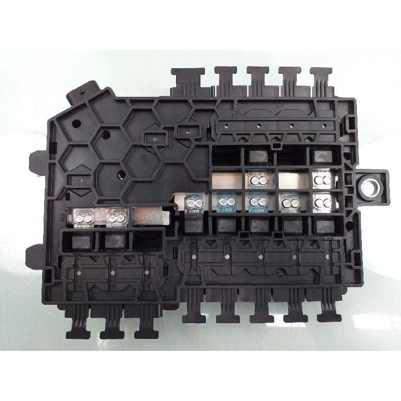 Recambio de caja reles / fusibles para mercedes-benz clase c (w205) familiar c 220 t cdi bluetec (205.204) referencia OEM IAM 20