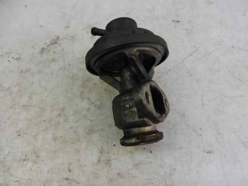 Recambio de valvula egr para volkswagen polo (9n1) match referencia OEM IAM 03831501C  
