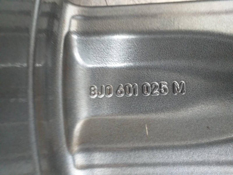 Recambio de llanta para audi tt (8j3/8j9) 2.0 tfsi coupe referencia OEM IAM 8J0601025M  