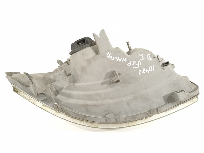 Recambio de faro izquierdo para renault mascott 3.0 diesel referencia OEM IAM 8200163516E  