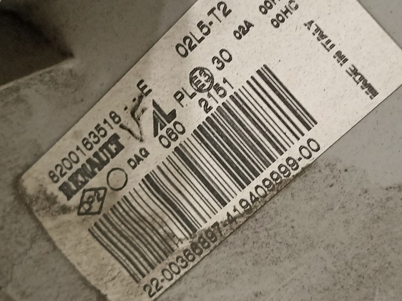 Recambio de faro derecho para renault mascott 3.0 diesel referencia OEM IAM 8200163518E  