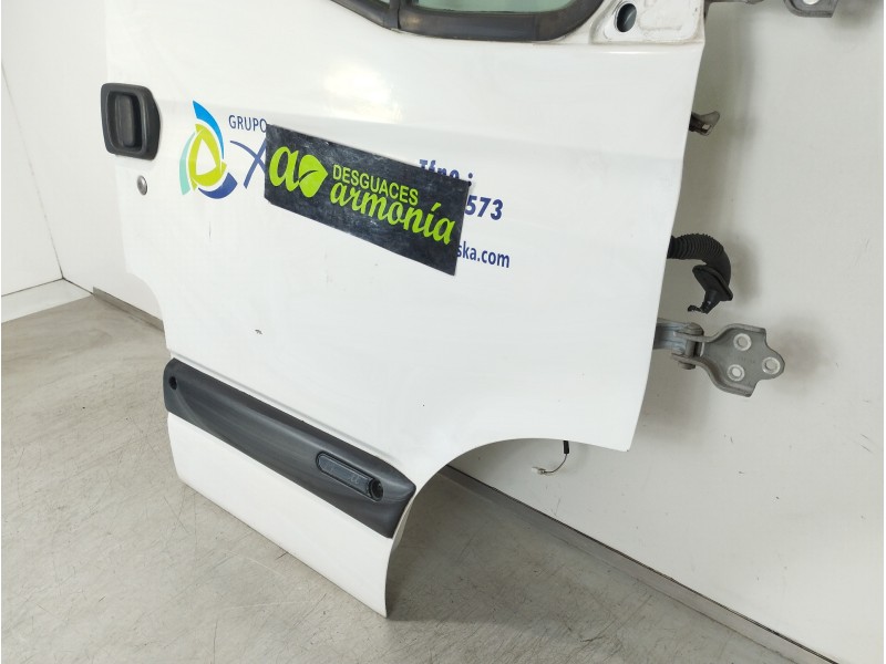 Recambio de puerta delantera derecha para renault mascott 3.0 diesel referencia OEM IAM MASCOTT  