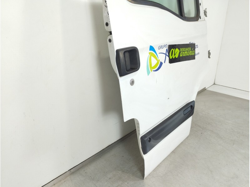 Recambio de puerta delantera derecha para renault mascott 3.0 diesel referencia OEM IAM MASCOTT  