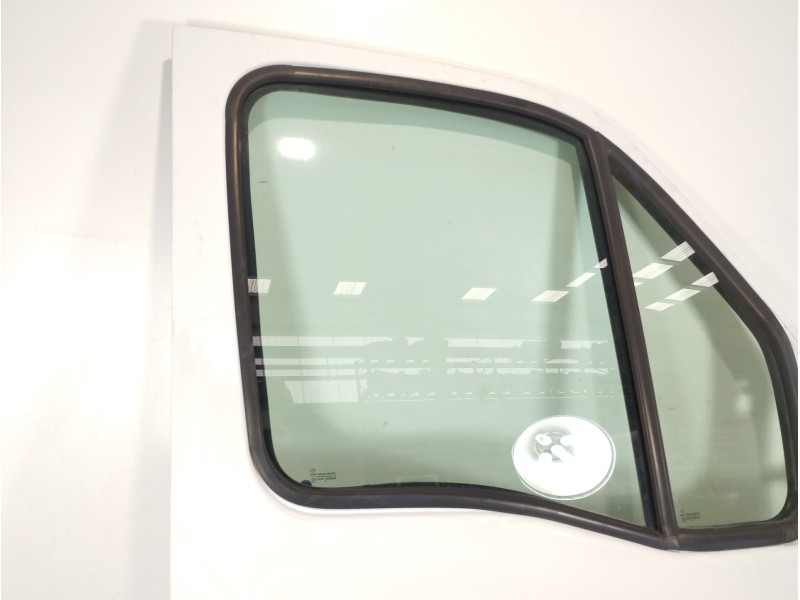 Recambio de puerta delantera derecha para renault mascott 3.0 diesel referencia OEM IAM MASCOTT  