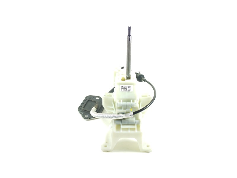 Recambio de palanca cambio para hyundai i30 (pd) n project c referencia OEM IAM 46700G3310  