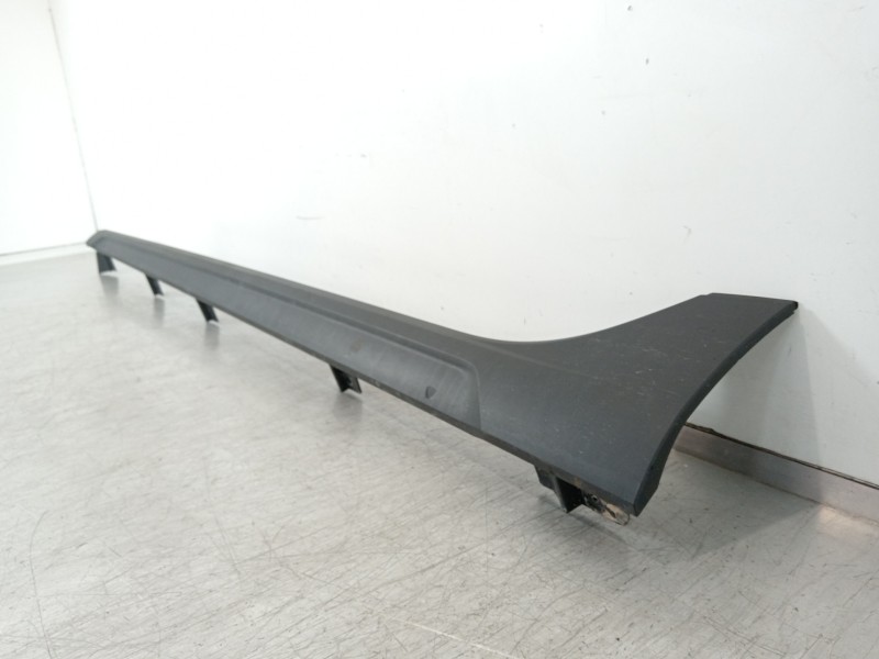 Recambio de faldon lateral para seat arona xperience referencia OEM IAM 6F9853851  