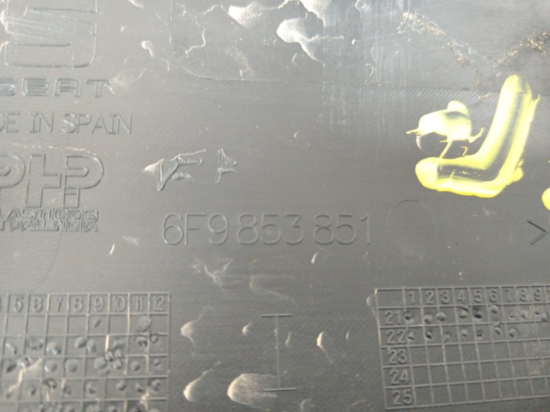 Recambio de faldon lateral para seat arona xperience referencia OEM IAM 6F9853851  