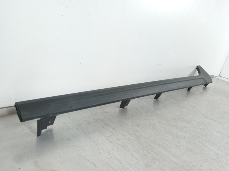 Recambio de faldon lateral para seat arona xperience referencia OEM IAM 6F9853851  