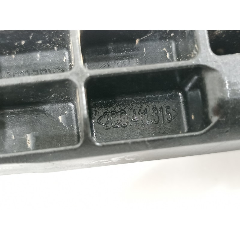 Recambio de bieleta estabilizadora delantera derecha para seat arona xperience referencia OEM IAM 2Q0411315  