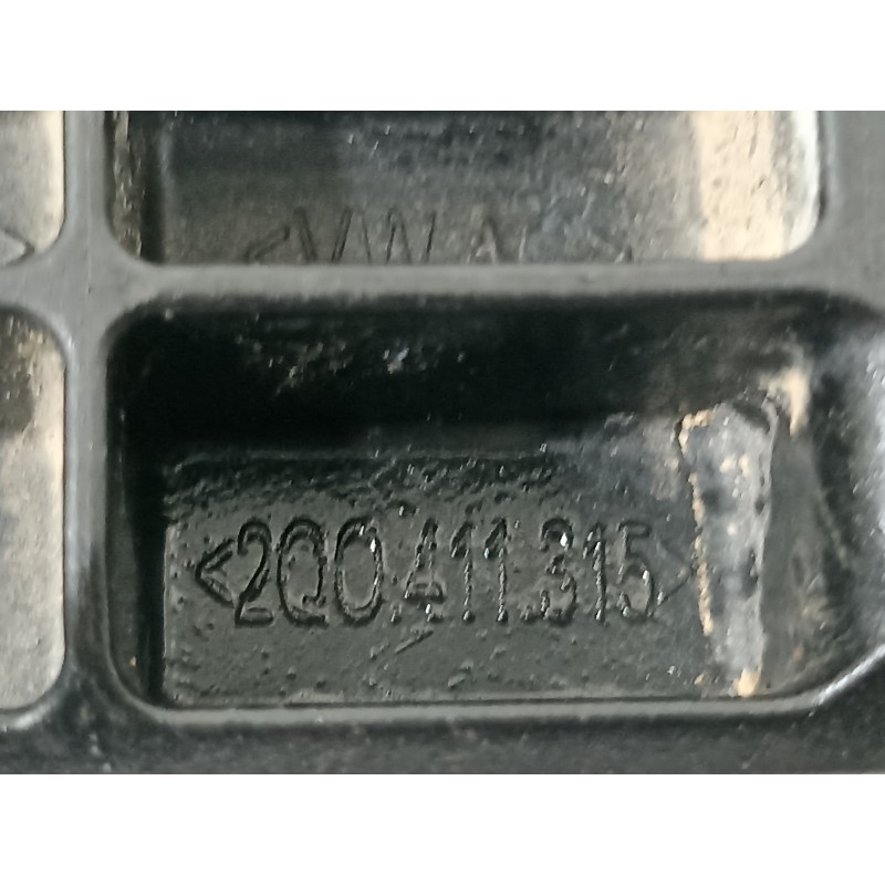 Recambio de bieleta estabilizadora delantera izquierda para seat arona xperience referencia OEM IAM 2Q0411315  