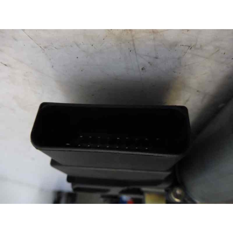 Recambio de motor elevalunas trasero derecho para volkswagen passat berlina (3b2) comfortline syncro / 4motion referencia OEM IA