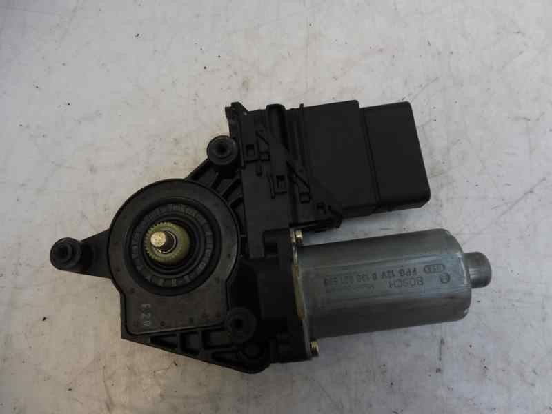 Recambio de motor elevalunas trasero derecho para volkswagen passat berlina (3b2) comfortline syncro / 4motion referencia OEM IA