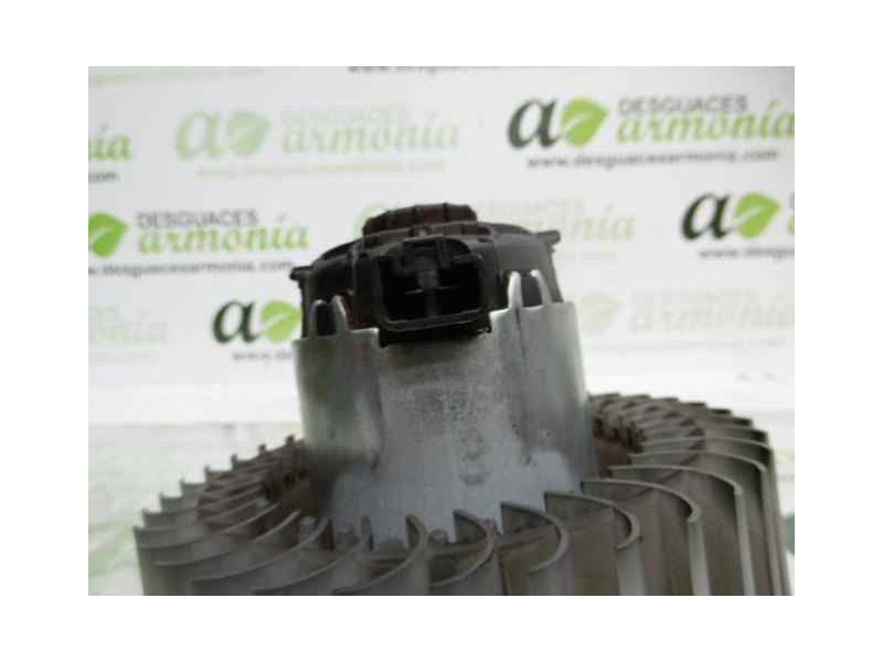 Recambio de ventilador calefaccion para chevrolet aveo berlina hatchback lt+ referencia OEM IAM 52440503  