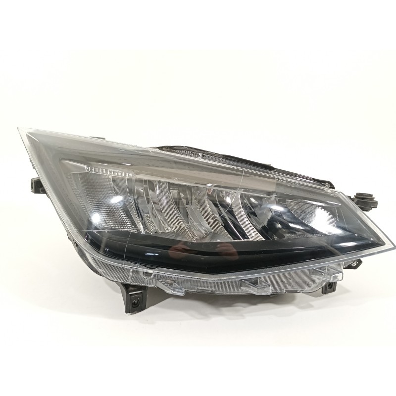 Recambio de faro derecho para seat arona xperience referencia OEM IAM 6F1941006E  