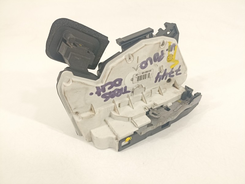 Recambio de cerradura puerta trasera derecha para volkswagen polo (6r1) advance referencia OEM IAM 5K4839016R  