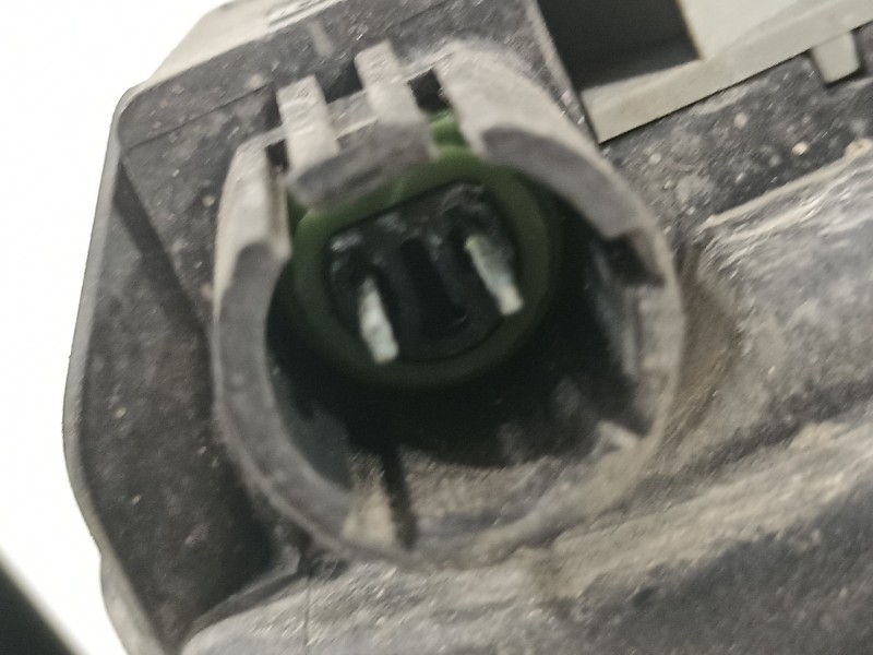 Recambio de faro antiniebla izquierdo para renault clio ii fase i (b/cbo) referencia OEM IAM   